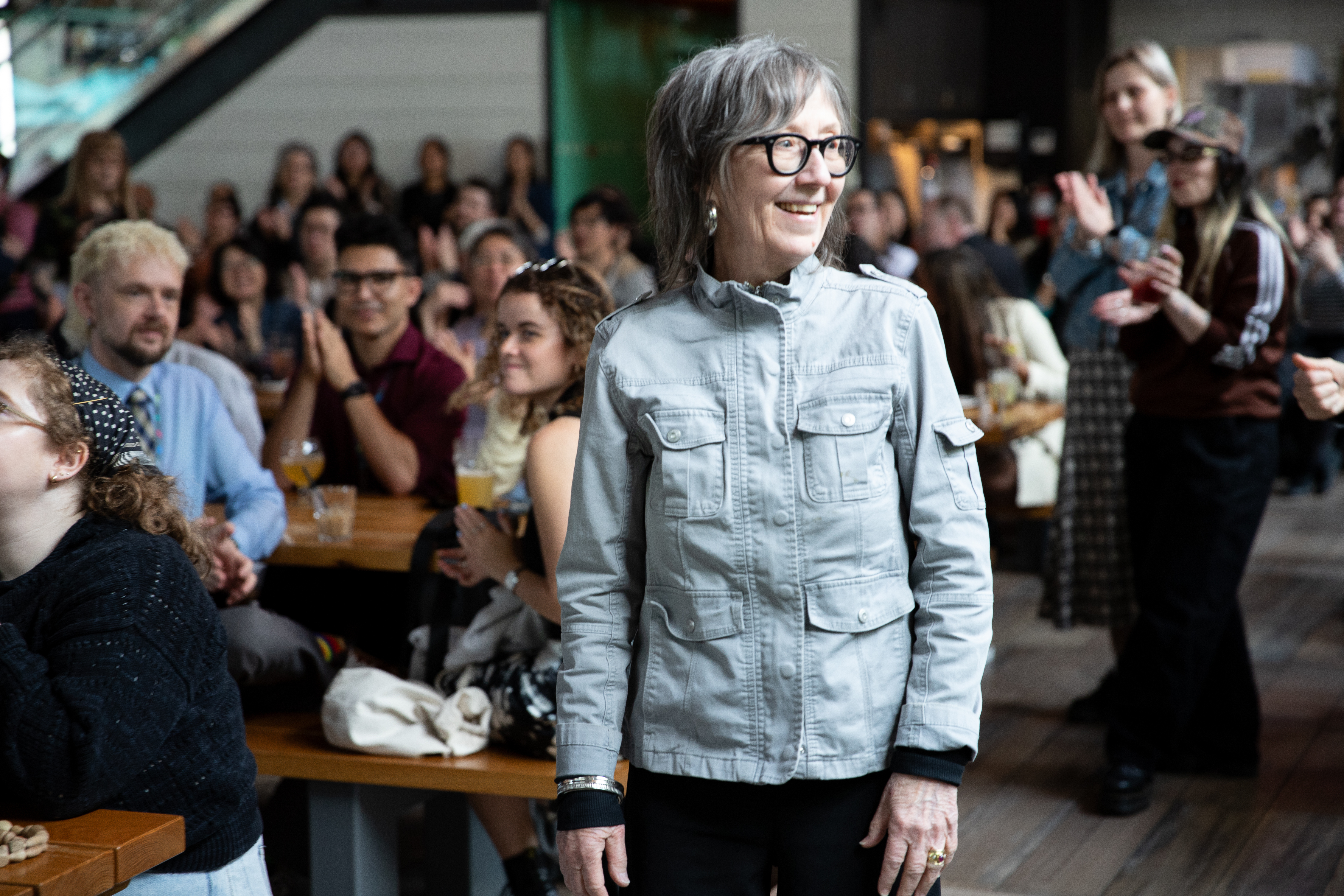 Gaye Fowler receives applause. (Photo by Perrin Grauer)