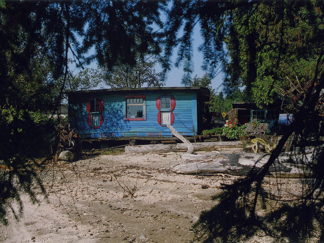 The Blue Cabin History 01